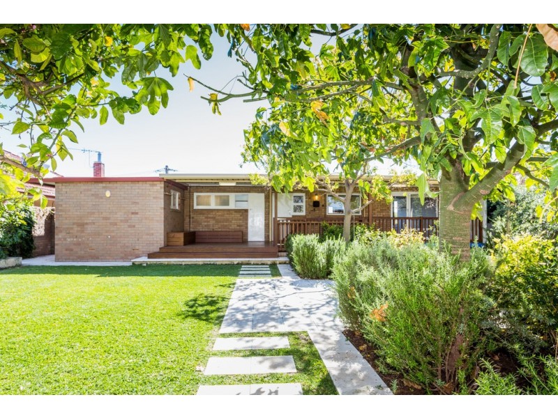 36 Headland Road, Hamilton Hill WA 6163