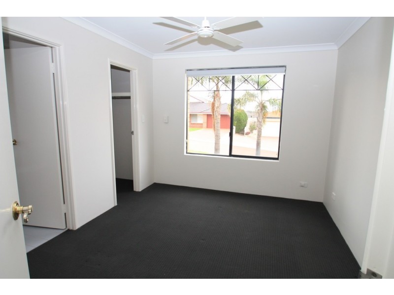 9 Peel Road, Coogee WA 6166