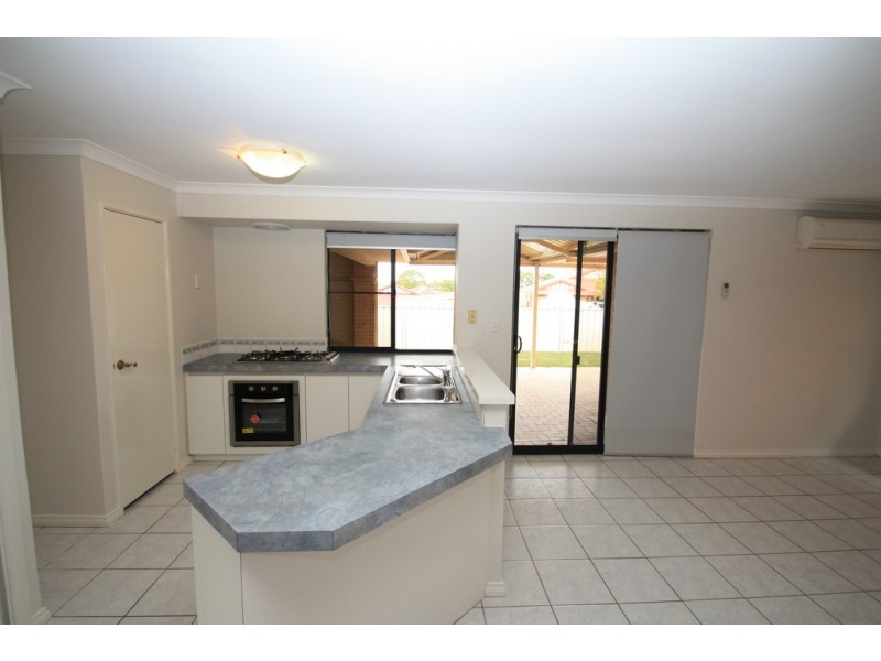 9 Peel Road, Coogee WA 6166