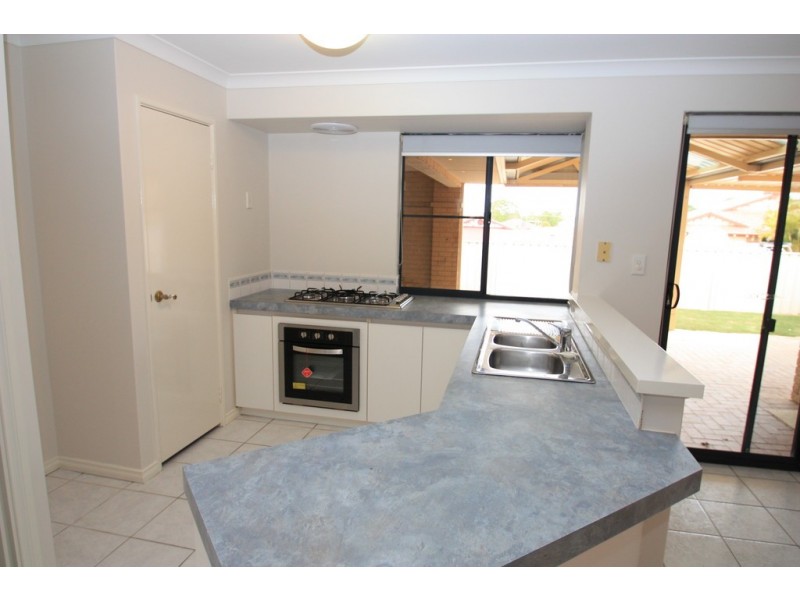 9 Peel Road, Coogee WA 6166