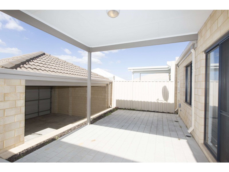 5/1 Desertpea Road, Beeliar WA 6164