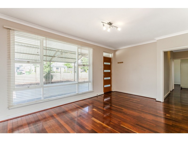 84 Edeline Street, Spearwood WA 6163