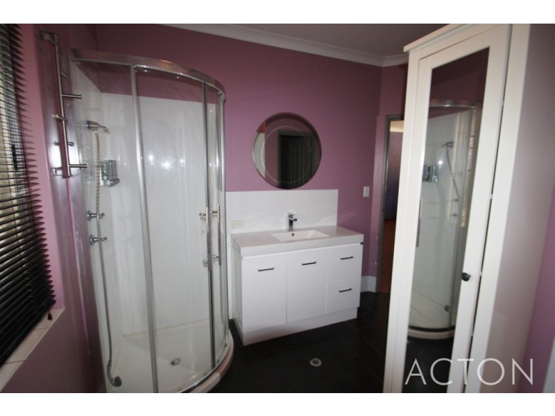 3 Rhus Court, Yangebup WA 6164