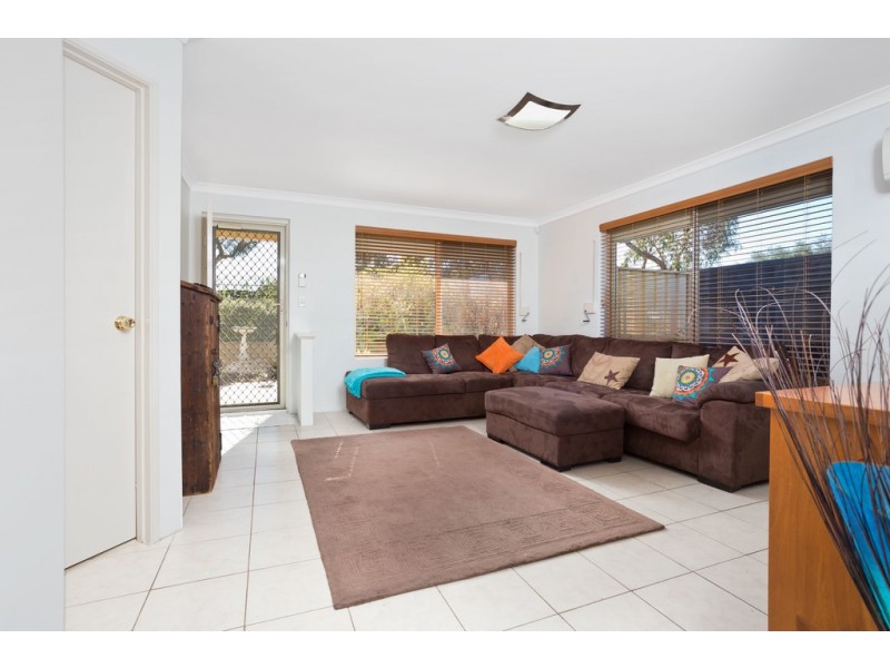 21 Bottrill Street, Hamilton Hill WA 6163