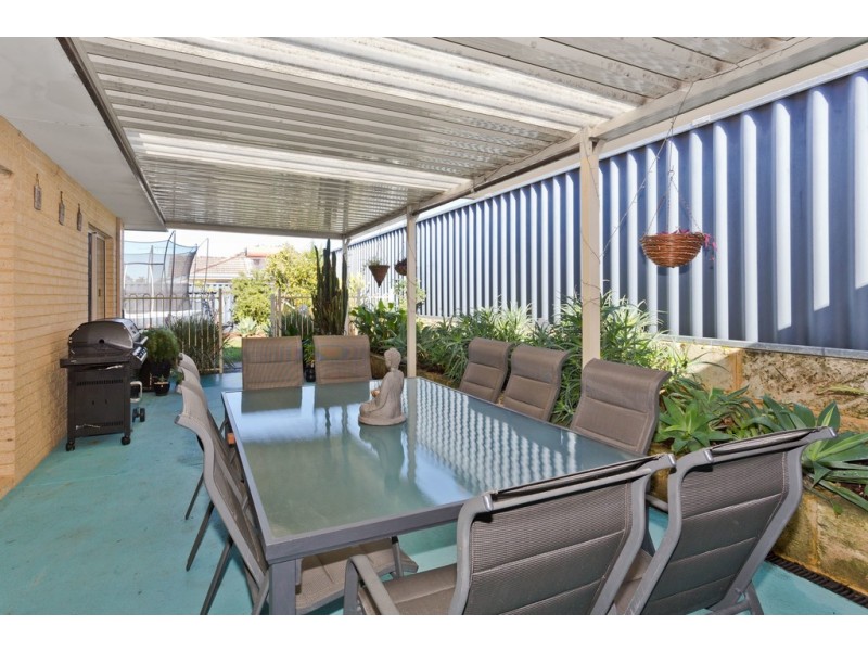 21 Bottrill Street, Hamilton Hill WA 6163