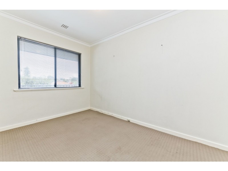 16/30 Lorraine Place, Hamilton Hill WA 6163