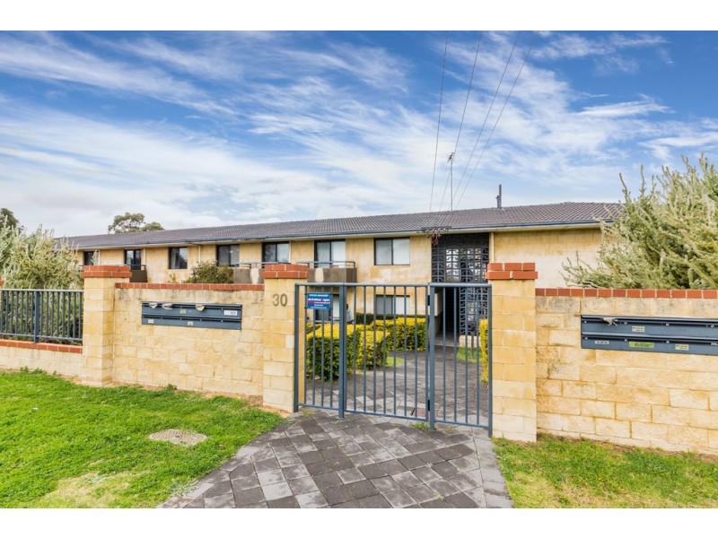 16/30 Lorraine Place, Hamilton Hill WA 6163