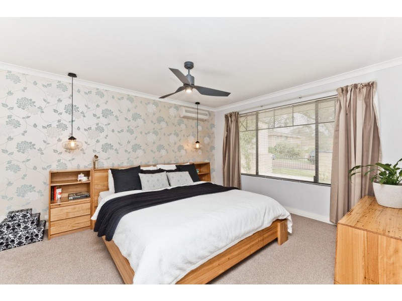 6 Peel Road, Coogee WA 6166