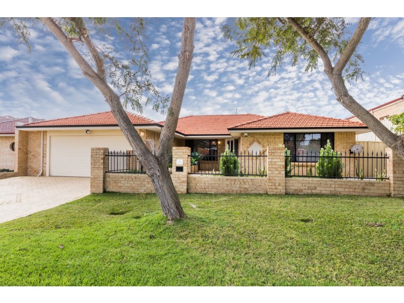 6 Peel Road, Coogee WA 6166