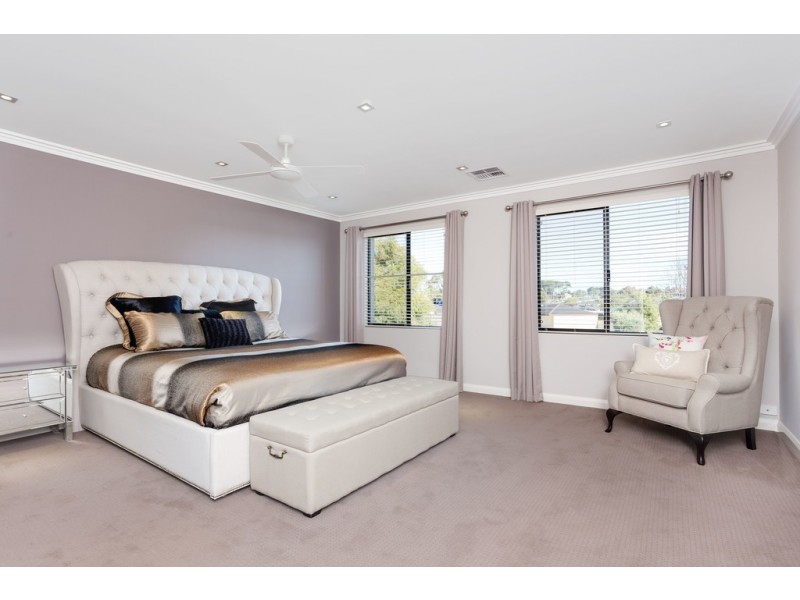 12 Burney Court, Kardinya WA 6163