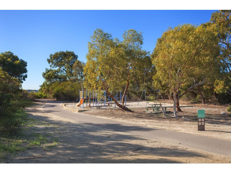 45 Pelican Ramble, Yangebup WA 6164