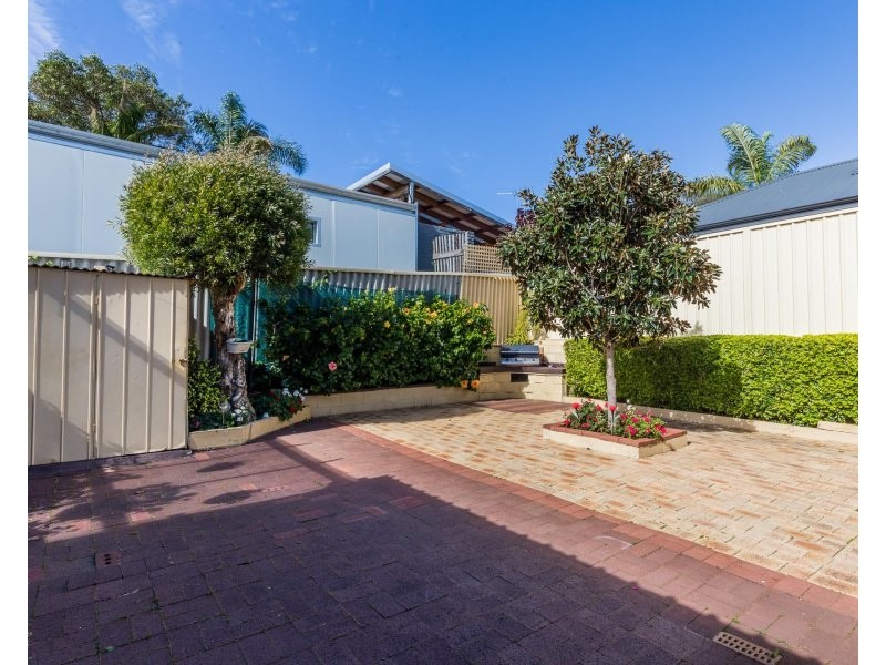 4B Bullfinch Street, Spearwood WA 6163