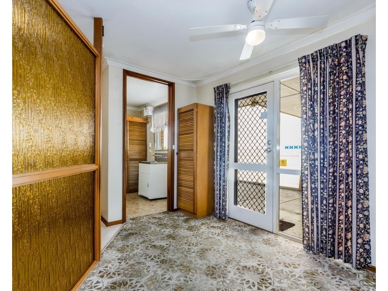 4B Bullfinch Street, Spearwood WA 6163