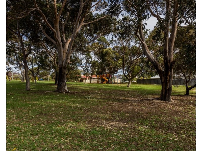 4B Bullfinch Street, Spearwood WA 6163