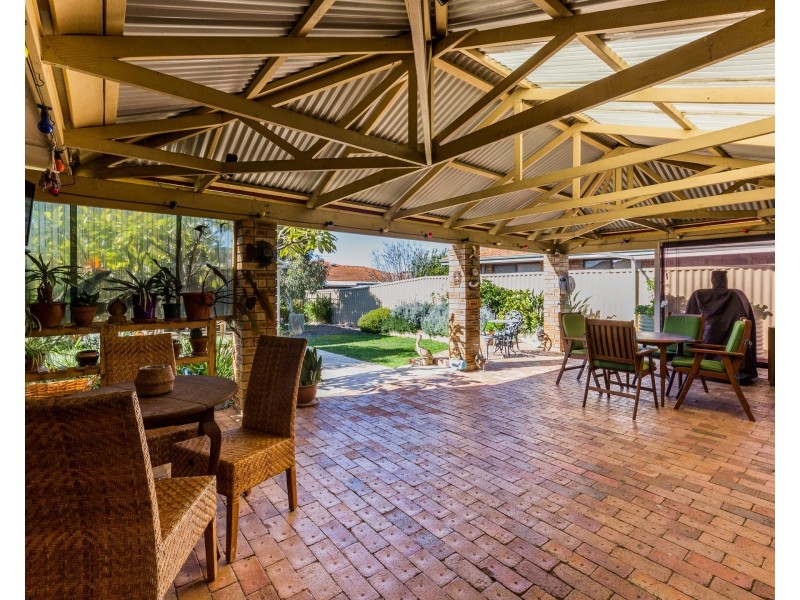 59 Petterson Avenue, Kardinya WA 6163