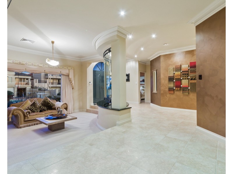 19 Longreach Parade, Coogee WA 6166