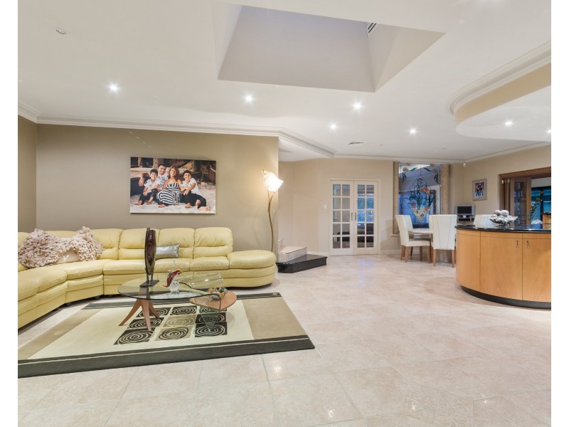 19 Longreach Parade, Coogee WA 6166