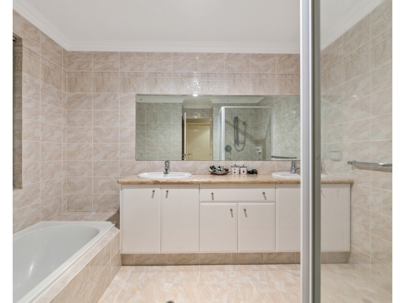 19 Longreach Parade, Coogee WA 6166