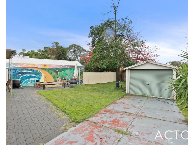14 Bitton Street, Hamilton Hill WA 6163