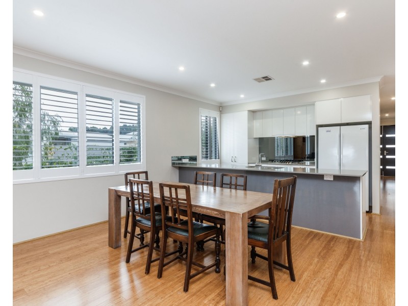 16 Pecorino Lane, Spearwood WA 6163