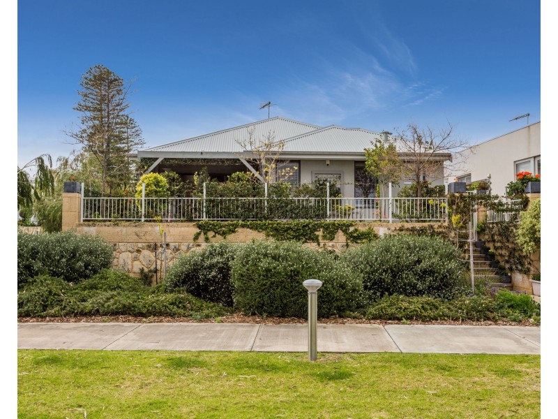 16 Pecorino Lane, Spearwood WA 6163