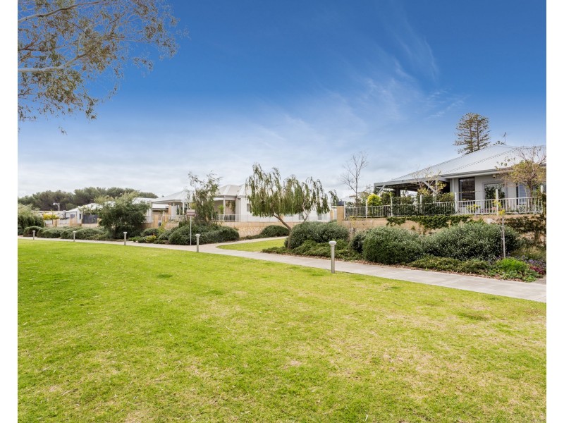 16 Pecorino Lane, Spearwood WA 6163