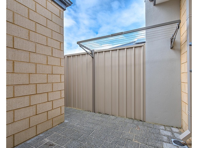 5/198 Hamilton Road, Spearwood WA 6163