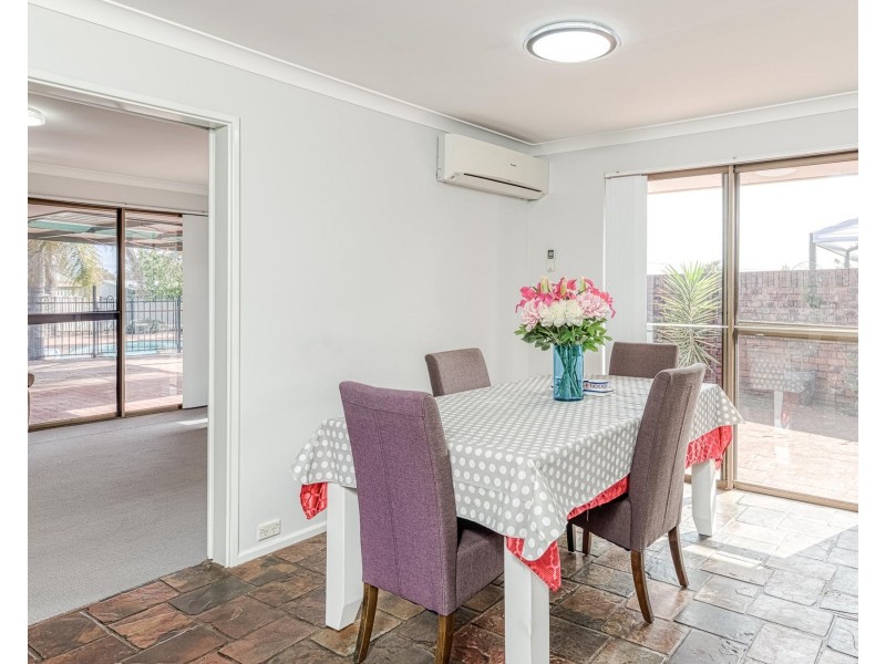 16 Banksia Place, Yangebup WA 6164