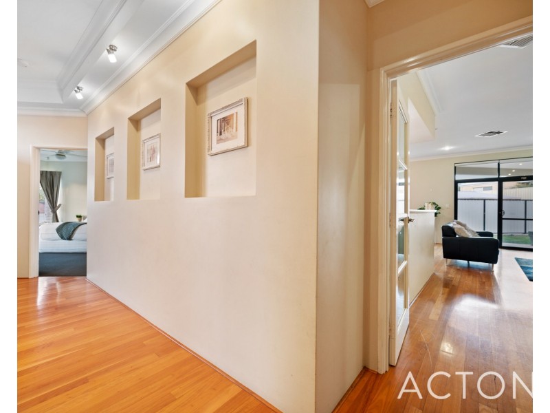 7 Howe Street, Beeliar WA 6164