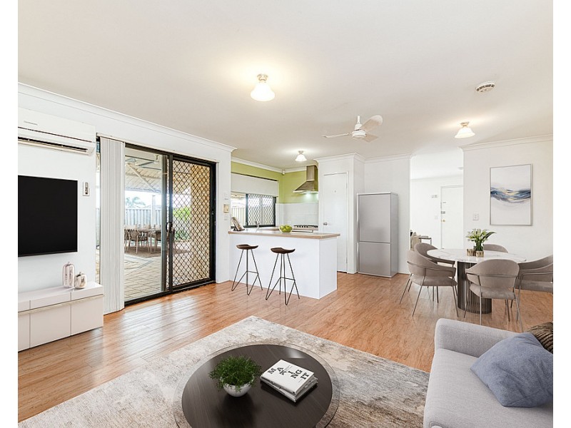 24 Starlight Pass, Seville Grove WA 6112