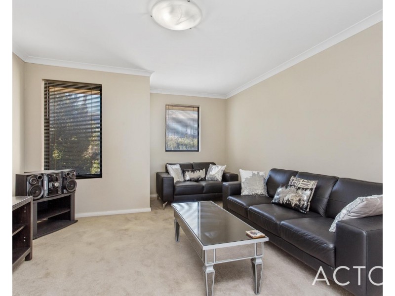 34 Panarea Crest, Yangebup WA 6164