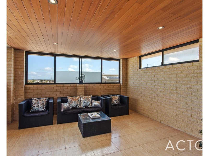 34 Panarea Crest, Yangebup WA 6164