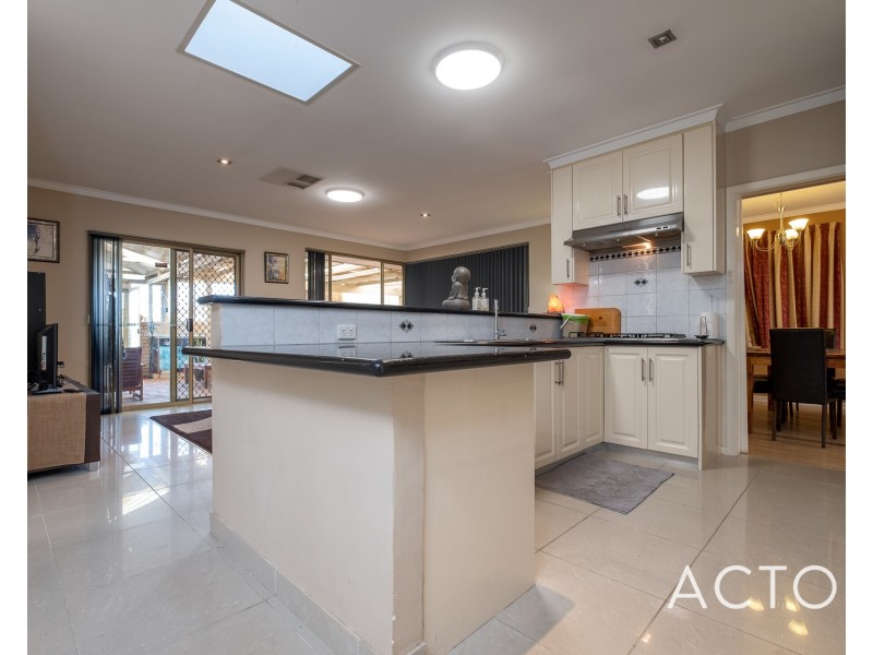 23 Hopkins Way, Spearwood WA 6163