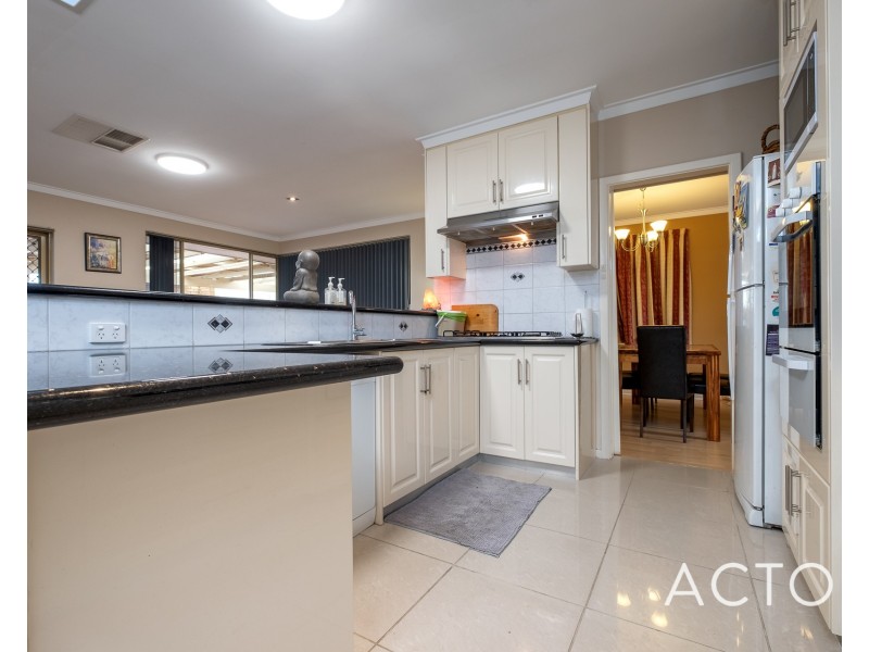 23 Hopkins Way, Spearwood WA 6163