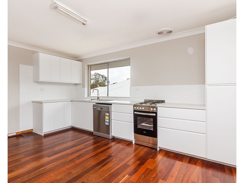 7 Malcolm Street, Spearwood WA 6163