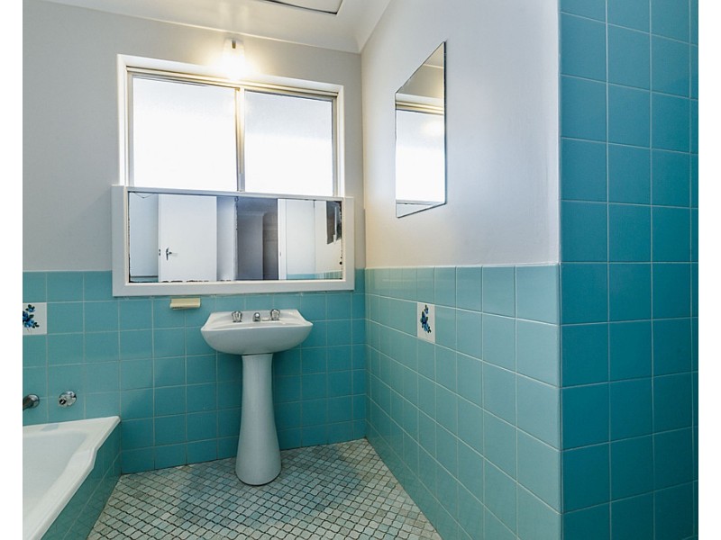 7 Malcolm Street, Spearwood WA 6163