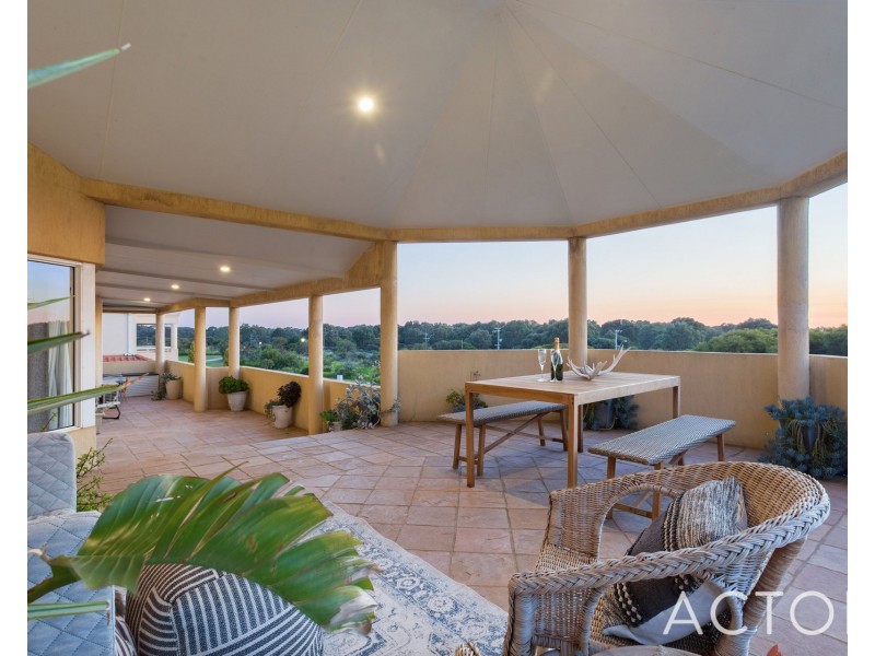 12 Geordie Court, Coogee WA 6166