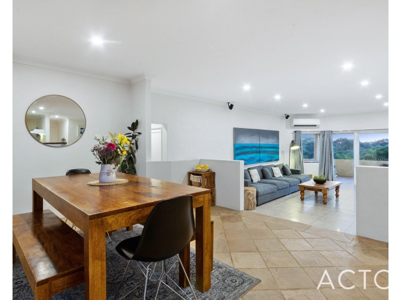 12 Geordie Court, Coogee WA 6166