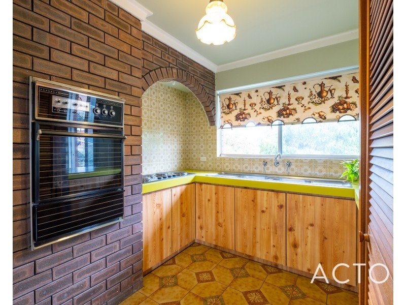 21 Steinbeck Place, Spearwood WA 6163