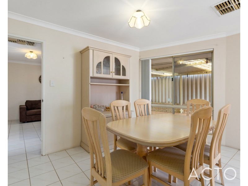 1B Okra Court (Lake Coogee), Munster WA 6166