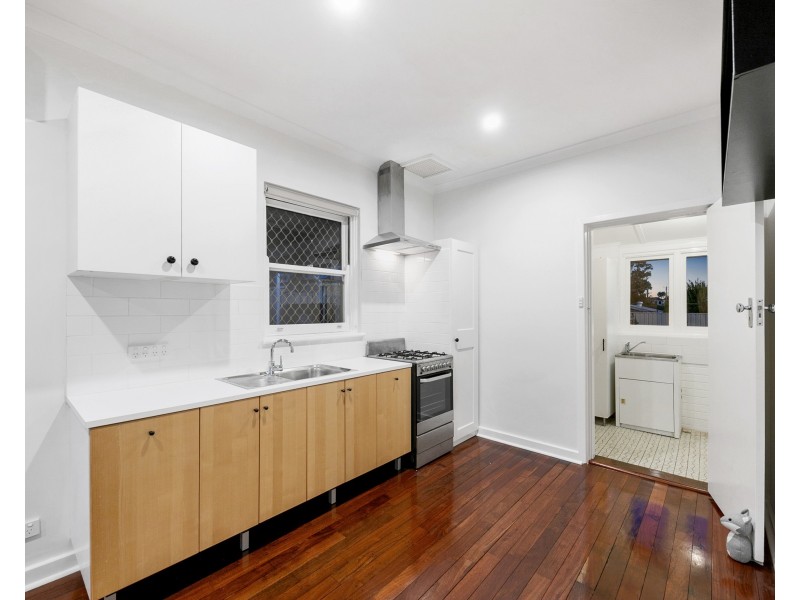 21 Hilory Street, Coolbellup WA 6163