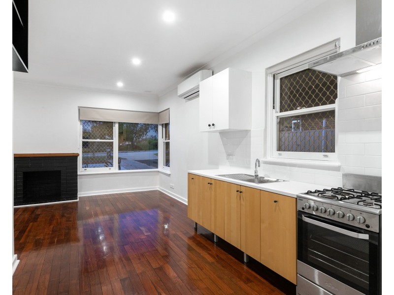 21 Hilory Street, Coolbellup WA 6163