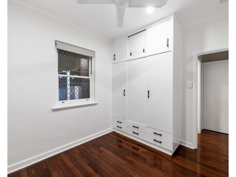 21 Hilory Street, Coolbellup WA 6163