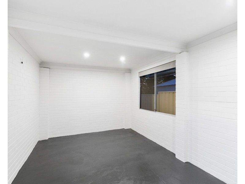 21 Hilory Street, Coolbellup WA 6163
