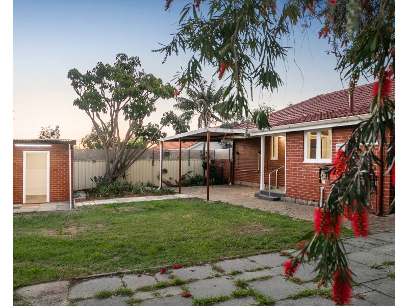 21 Hilory Street, Coolbellup WA 6163