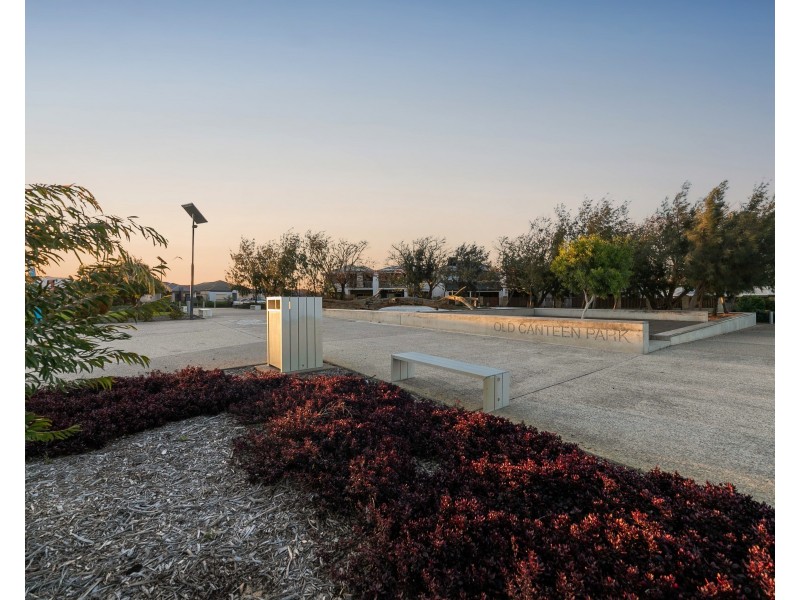 21 Hilory Street, Coolbellup WA 6163