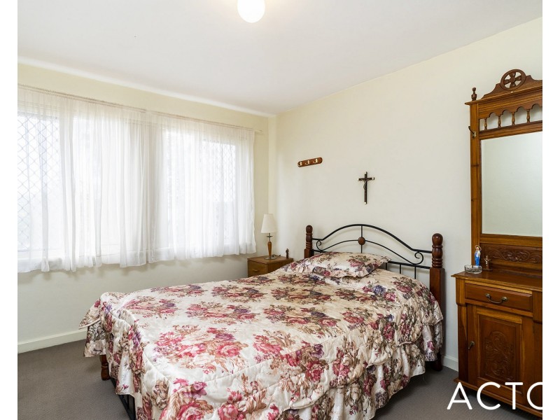 4/90 Wanneroo Road, Yokine WA 6060