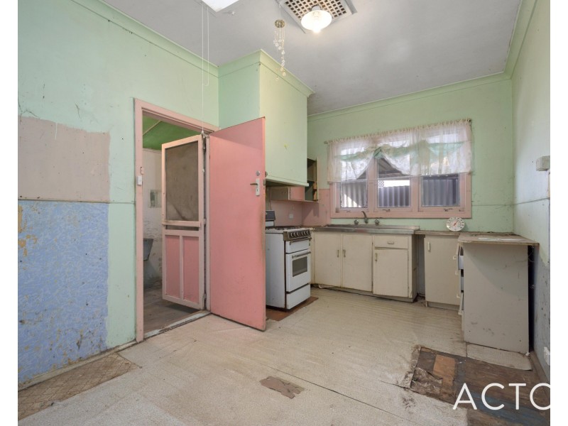 29 Burridge Way, Hamilton Hill WA 6163