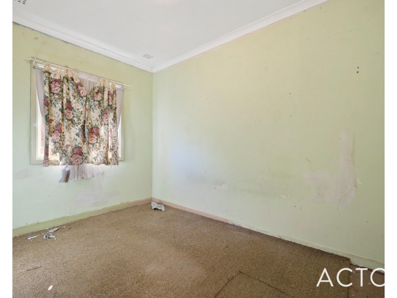 29 Burridge Way, Hamilton Hill WA 6163