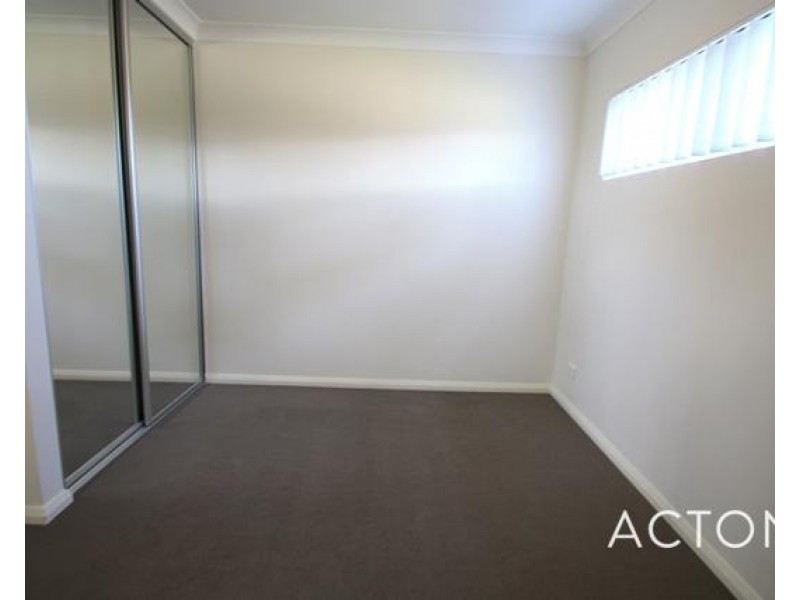 2/7 Goldsmith Road, Spearwood WA 6163